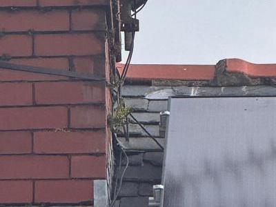 Poor solar install (2).jpeg