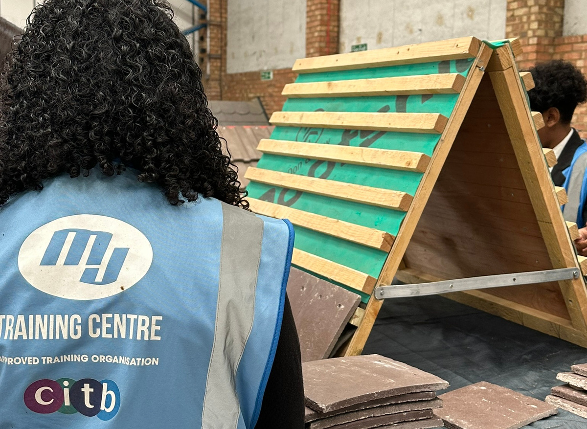 M&J Group apprentices were on hand to answer questions, give demonstrations, and encourage the students throughout the task.